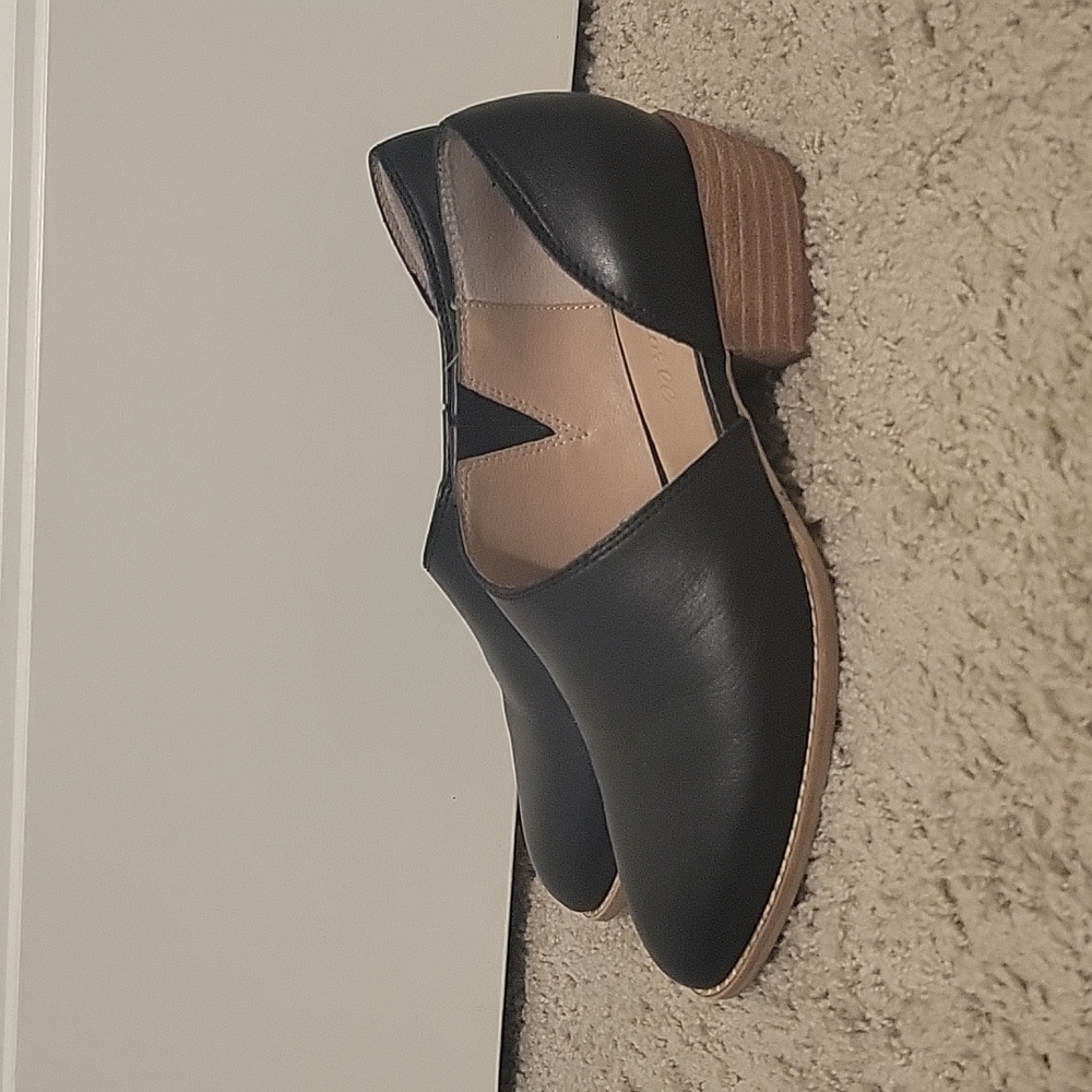 Madewell black leather shoes - Picture 2 of 7